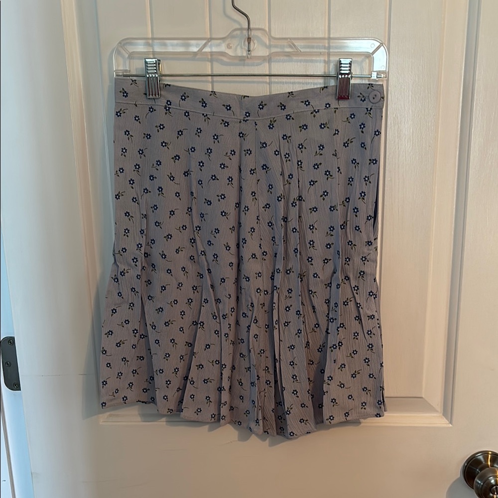 Blue floral mini Skirt Womens small/extra small